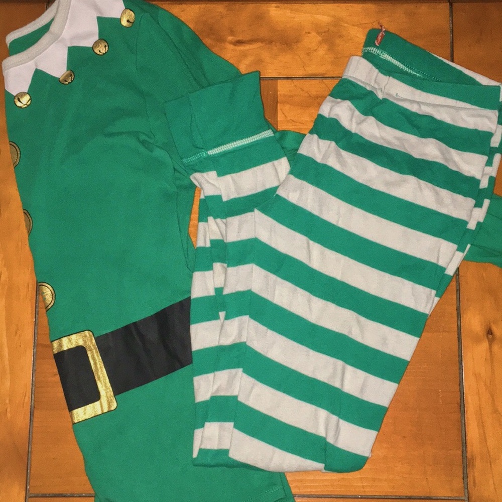 Elf pajama set